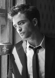 Fan Casting Robert Pattinson as Edward Cullen in Into the Pattinsonverse