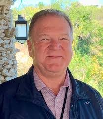 Betty Ade's Instagram, Twitter & Facebook