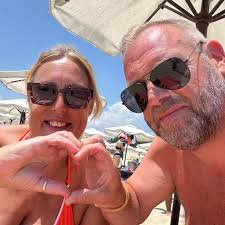 New machine today had keg in fridge since this morning and in freezer for  50 mins at 4.45 was at 9 and still only