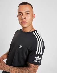 Maybe you would like to learn more about one of these? Adidas Originals Logo T Shirt Herren Schwarz Jd Sports Osterreich