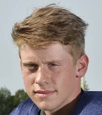 Passmore accounts for 4 TDs as Warren tops Fairview