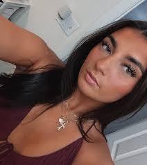 Lester Gifford's Instagram, Twitter & Facebook