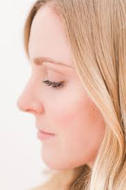 Beauty Note: How to Wear Shimmer Makeup