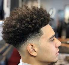 Elegant coiffure homme afro africain coupe de cheveux afro. Coupe Cheveux Homme Afro
