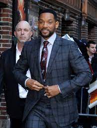 Moisturizer is very much essential for dark skinned guys as dark toned skin suffers from dryness problem. How To Know What Colors Look Best On You Gq