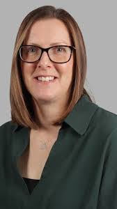 Esther Hill's Instagram, Twitter & Facebook