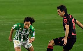 El betis se disculpa con diego lainez. Real Betis Diego Lainez Aparece En El Future Stars Del Fifa 21