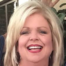 Dena Payne's Instagram, Twitter & Facebook