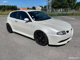 Image result for Bianco Nuvola 2005 Alfa-Romeo