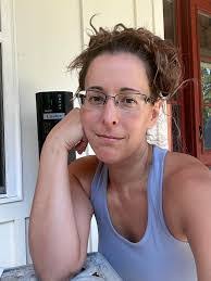 Danielle Helton's Instagram, Twitter & Facebook