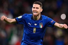 Kini, jorginho melampaui rekor empat legendaris italia sekaligus. Pengatur Serangan Yang Tak Tergantikan Buat Italia Dialah Jorginho Bola Net