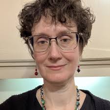 Exploring city lakes in every season