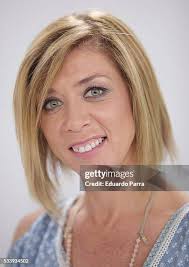 319 Eva Isanta Photos & High Res Pictures