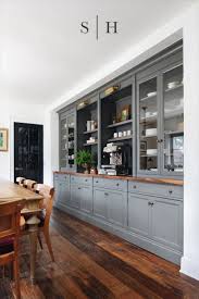 32 Charming Modern Farmhouse Kitchen Design Ideas Charming Chichomeofficedesigndecoratin In 2020 Farmhouse Kitchen Design Dining Room Cabinet Dining Room Design