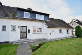 Wohnung mieten haus mieten wohnung kaufen haus kaufen grundstück kaufen. Haus Zum Verkauf 52222 Stolberg Mapio Net