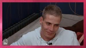 Lang Leve de Liefde: Marcel is gespannen: 'Nou, vind je het ook fijn?'  gemist? Bekijk hier het fragment