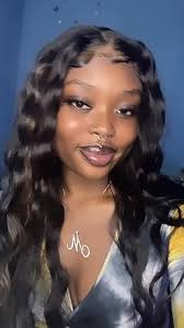 Amazon.com: Peluca de cabello humano con ondas estilo cabello mojado, 13 x  4, 150 % densidad, de onda profunda, mojado y ondulado, cabello humano  virgen pre-arrancado, con cabello de bebé, color natural,