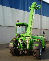 Browse our selection of earthmoving machines and download spec sheets so you can see the difference for yourself. Datei Merlo Multifarmer Jpg Wikipedia