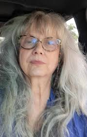 Introduction of a stay-at-home mom and small business owner from Northern  NY living in Indiana