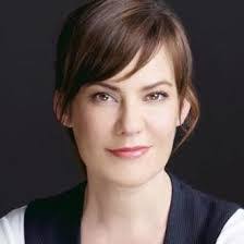 Renee Hackett's Instagram, Twitter & Facebook