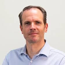 Justin Moy's Instagram, Twitter & Facebook