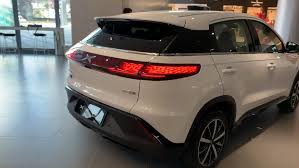 Coupled with smooth sporty lines and powerful performance, this smart, compact suv is the complete package. Chinese Automakers Are Now Copying The Tesla Model X S Interior Carsguide Oversteer