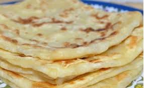 Recette Facile Des Crepes Marocaines Les Msamens En 2020 Recettes De Cuisine Recette Cuisine Marocaine