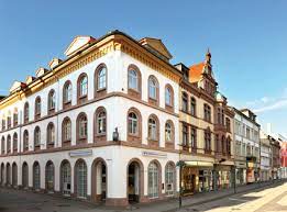 There are currently 2 branches of 2 different banks in heidelberg, mississippi. H G Bank Stiftung Die Stiftung Der Volksbank Kurpfalz Eg