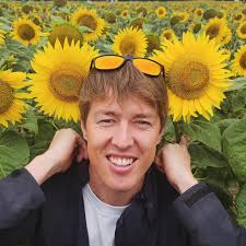 𝗥𝗲𝘂𝗯𝗲𝗻 𝗖𝗮𝘀𝗽𝗲𝗿 𝗟𝗶𝗺 (@reubencasperlim) • Instagram photos and  videos