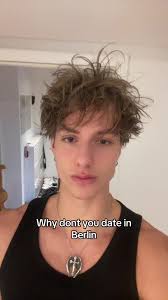 Adam A Blanka Nadava