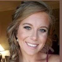 Alexandra Robb's Instagram, Twitter & Facebook