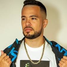 Eddie Grand's Instagram, Twitter & Facebook