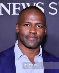 Darian Sutton's Instagram, Twitter & Facebook