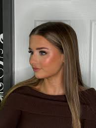 Certified makeup artist services in Kambah