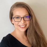 Tatiana (@tmiranda23)