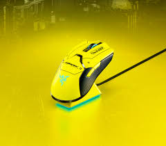 New with 2 year warranty.wireless gaming mouse with charging dock. Razer Reveals Viper Ultimate Cyberpunk 2077 Edition