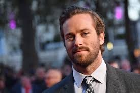 Schauspieler armie hammer (34) hat sich selbst in eine klinik eingewiesen. Neue Vorwurfe Und Kannibalismusfantasien Gegen Armie Hammer Ermittelt Die Polizei