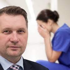 Kobieta czarnek wdowa w archiwum danych osobowych. Czarnek Kobiety Maja Zajac Sie Domem A Nie Kariera Aszdziennik Pl