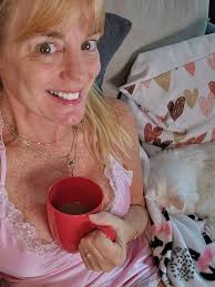 Good Sunday morning friends. Nice day to you.