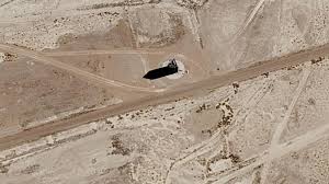 Ufologi impazziti, nell'Area 51 spunta Torre nera