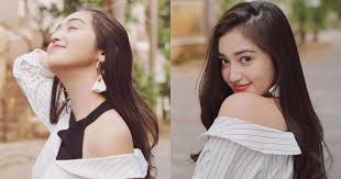 Maria moore juggmaster maria hering topless. 10 Potret Ranty Maria Pamer Bahu Ini Bikin Deg Deg Ser