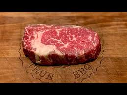 By far not enough for it to deteriorate. How Long Should I Leave Steak Out Before Cooking