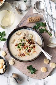 Easy Clam Chowder - Damn Delicious