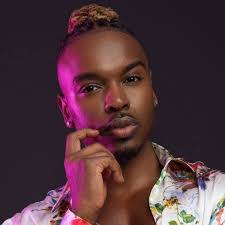 Chris Mckinley's Instagram, Twitter & Facebook