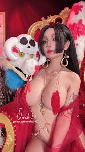 Boa Hancock by Umeko J