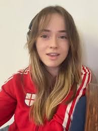 Kristi Jonas's Instagram, Twitter & Facebook