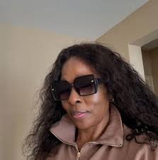 Don't chase, don't beg. #BusinessMindset101