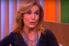 Alessandra appiano, giornalista e conduttrice tv, era nata ad asti 59 anni fa, ma il lavoro vuol dire che devo prendere atto di essere troppo stanca. La Scrittrice Alessandra Appiano Morta Suicida I Dubbi Degli Amici