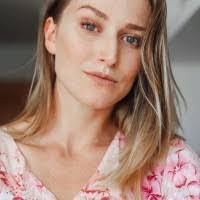 Nadia Rucker's Instagram, Twitter & Facebook