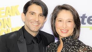 Mike Qualls's Instagram, Twitter & Facebook